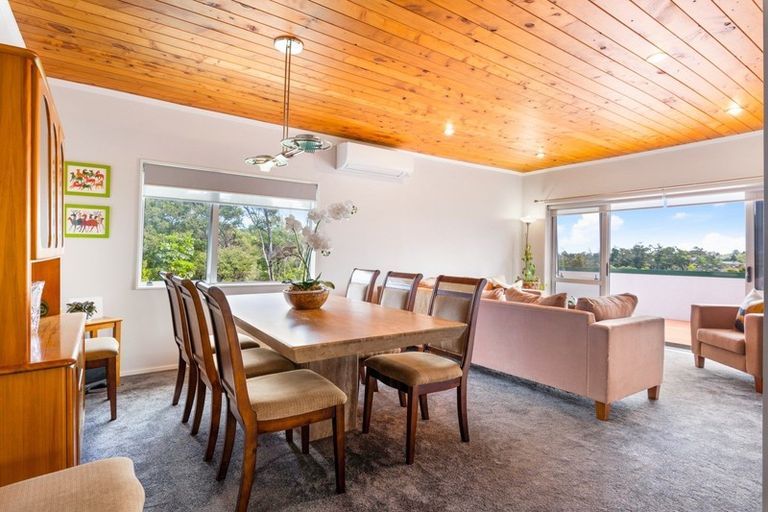 Photo of property in 133 Greenhithe Road, Greenhithe, Auckland, 0632
