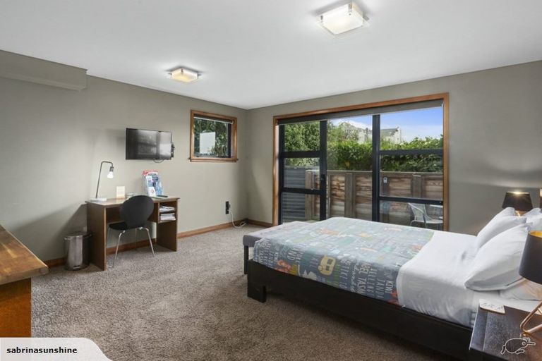 Photo of property in 71 Carroll Street, Dunedin Central, Dunedin, 9016