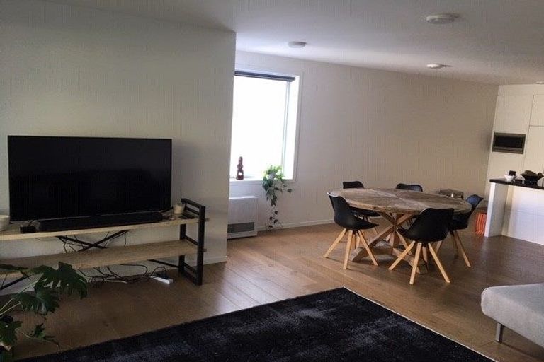 Photo of property in 18a Avon Street, South Hill, Oamaru, 9400