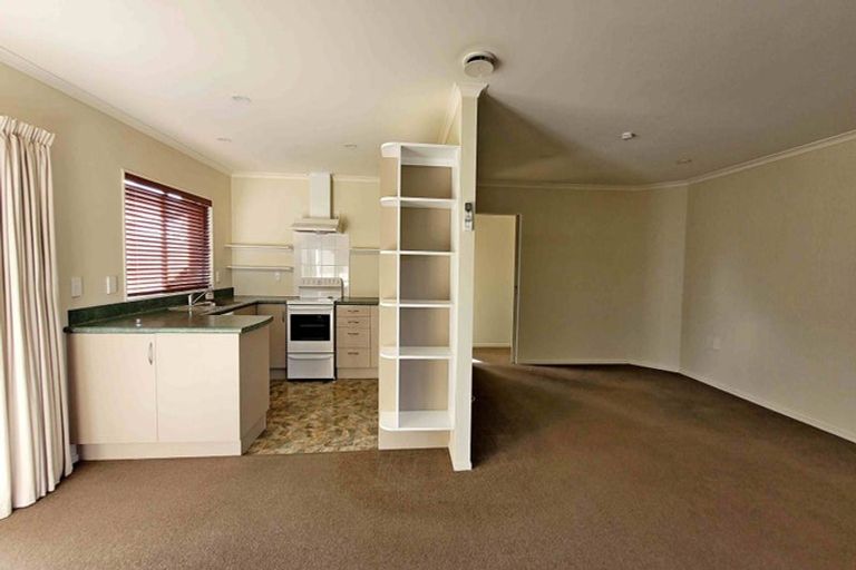 Photo of property in 28/28 Fuller Close, Levin, 5510