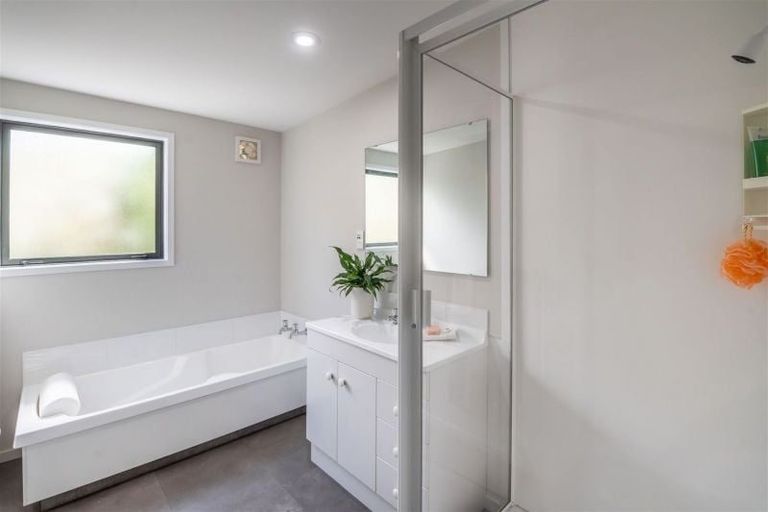 Photo of property in 1/13 Glenelg Spur, Hillsborough, Christchurch, 8022