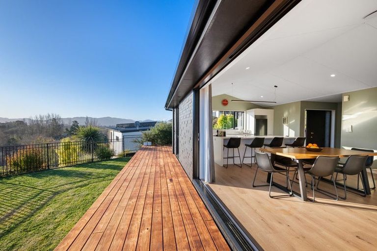 Photo of property in 19 Golf View Close, Fairhall, 7272