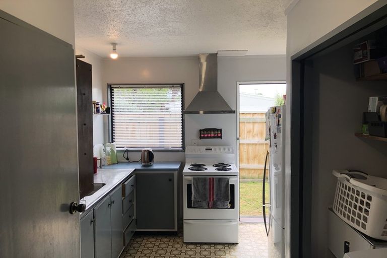 Photo of property in 27a Dorset Crescent, Hokowhitu, Palmerston North, 4410