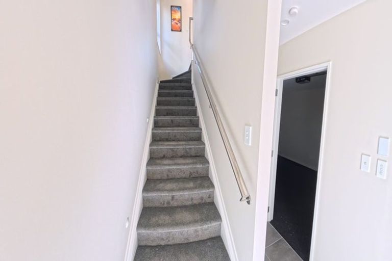 Photo of property in 6/20 William Souter Street, Forrest Hill, Auckland, 0620