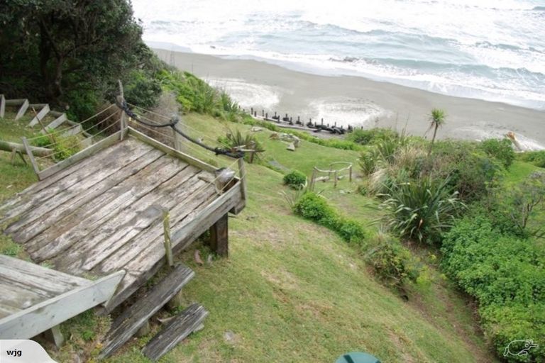 Photo of property in 86 Ames Street, Paekakariki, 5034