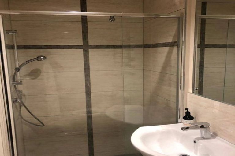 Photo of property in 2/218 Green Lane West, Epsom, Auckland, 1051