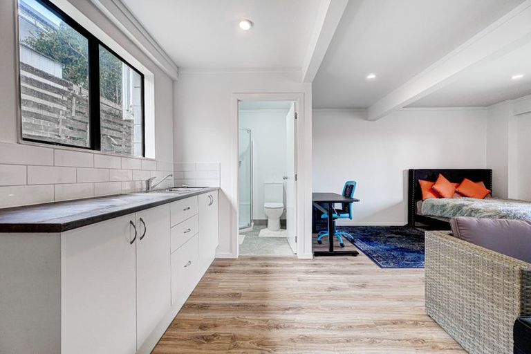 Photo of property in 29 Ellis Avenue, Mount Roskill, Auckland, 1041