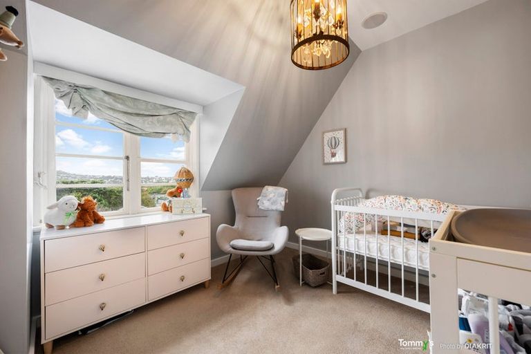 Photo of property in 1 Homewood Avenue, Karori, Wellington, 6012