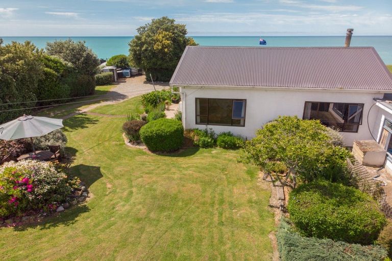 Photo of property in 347 Waimate Highway, Saint Andrews, Timaru, 7971