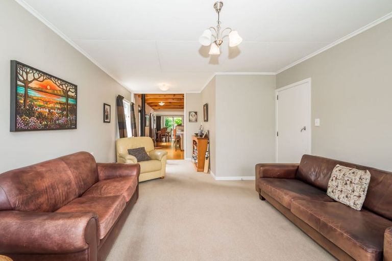 Photo of property in 5 Winara Avenue, Waikanae, 5036