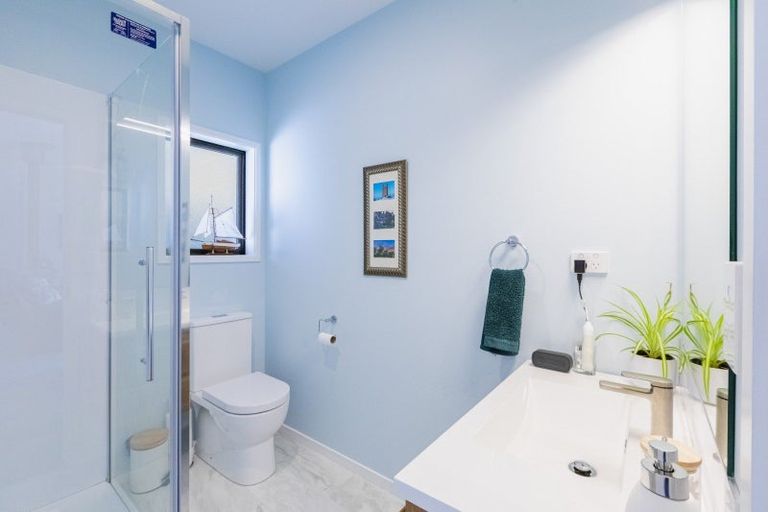 Photo of property in 3 Russell Street, Otane, 4202