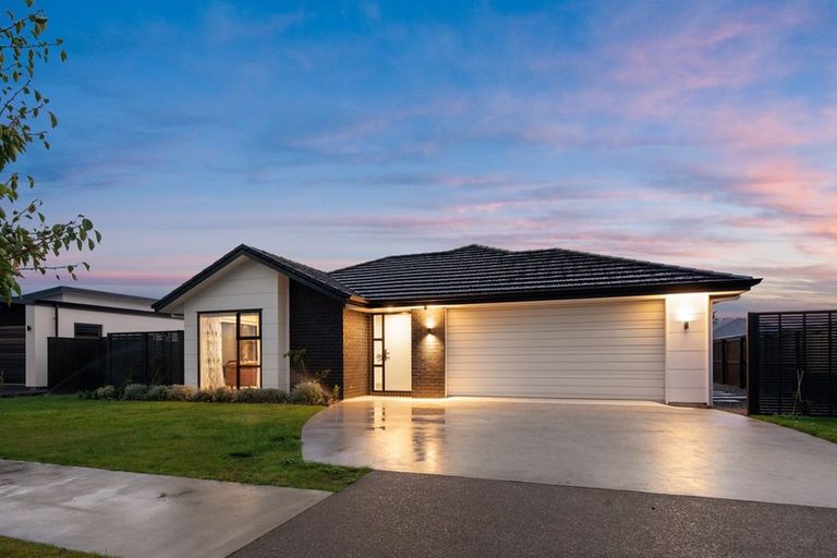 Photo of property in 14 Rose Manor Drive, Springlands, Blenheim, 7201