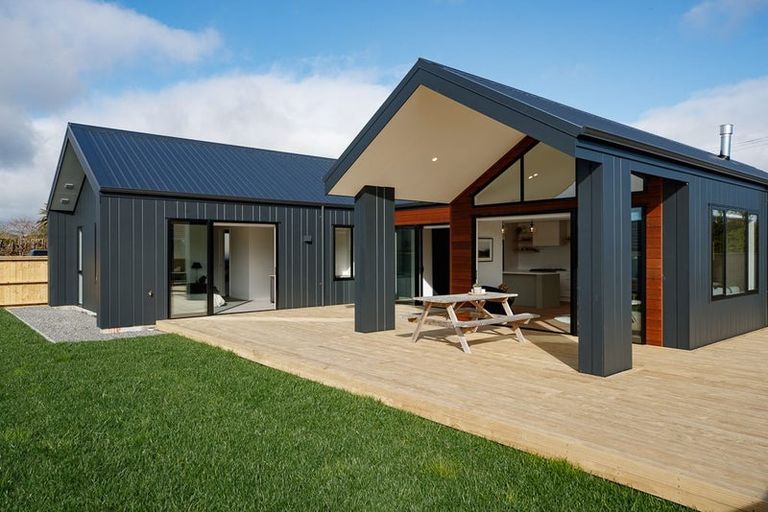 Photo of property in 15 Maclennan Farm Lane, Kaukapakapa, 0871
