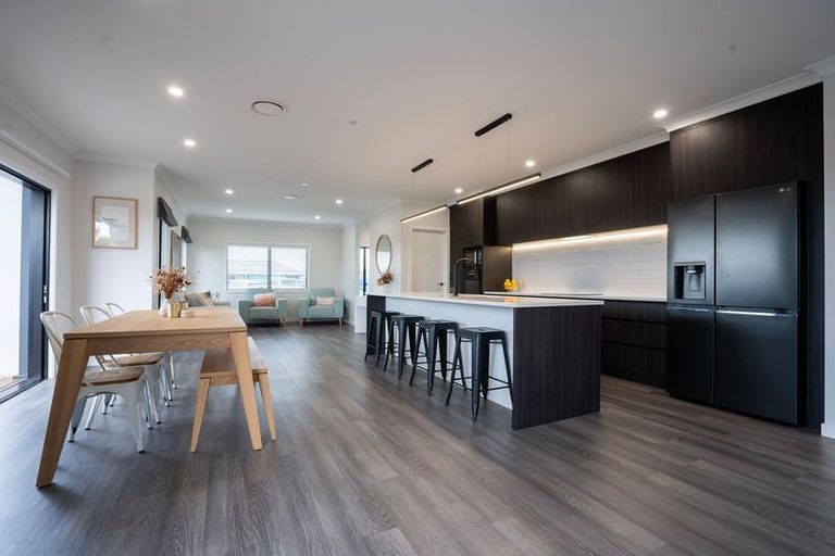 Photo of property in 15 Arihi Crescent, Frimley, Hastings, 4120