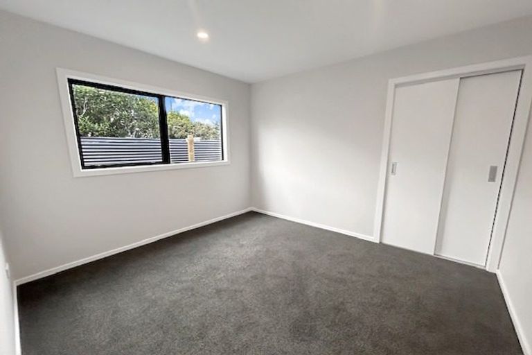 Photo of property in 75b Hedges Street, Sanson, 4817