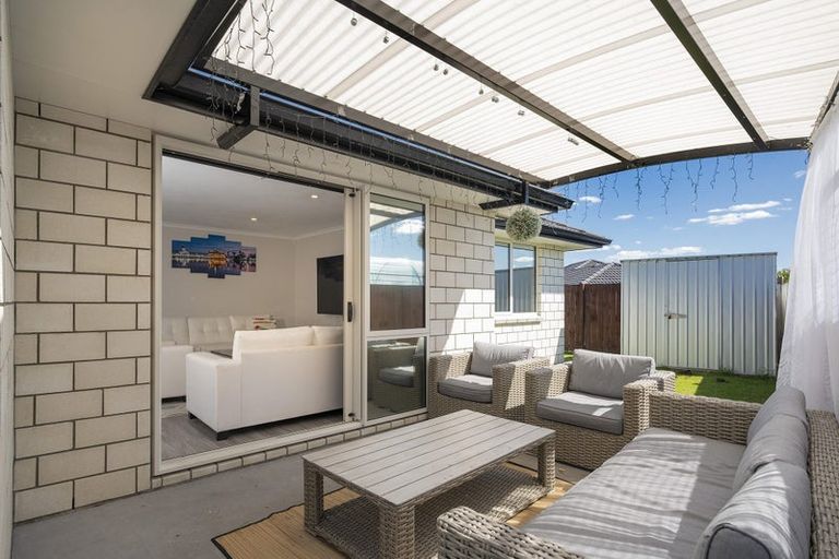 Photo of property in 27 Waterside Drive, Pyes Pa, Tauranga, 3112