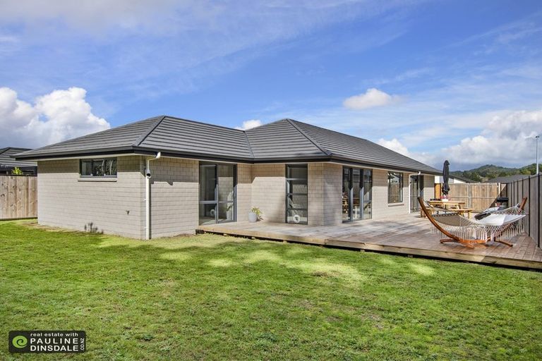 Photo of property in 9 Sycamore Drive, Te Kamo, Whangarei, 0112