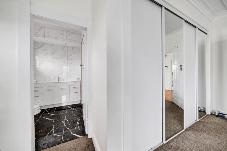 Photo of property in 45 Wilson Street, Hawera, 4610