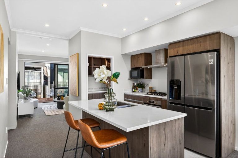 Photo of property in 5 William Stratton Lane, Hobsonville, Auckland, 0616