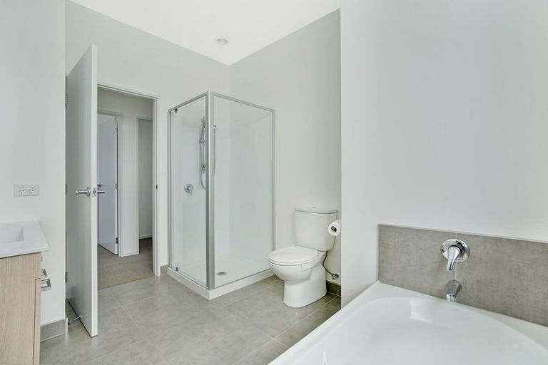 Photo of property in 55 Battalion Drive, Papakura, 2110