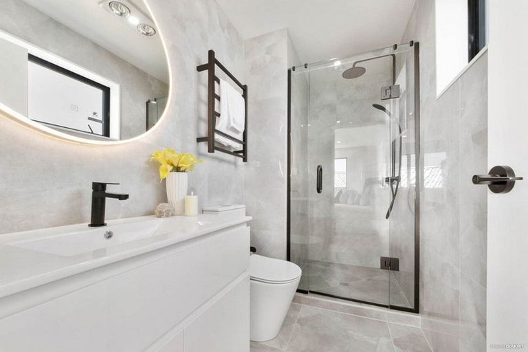 Photo of property in 19 Konoba Avenue, Kumeu, 0810