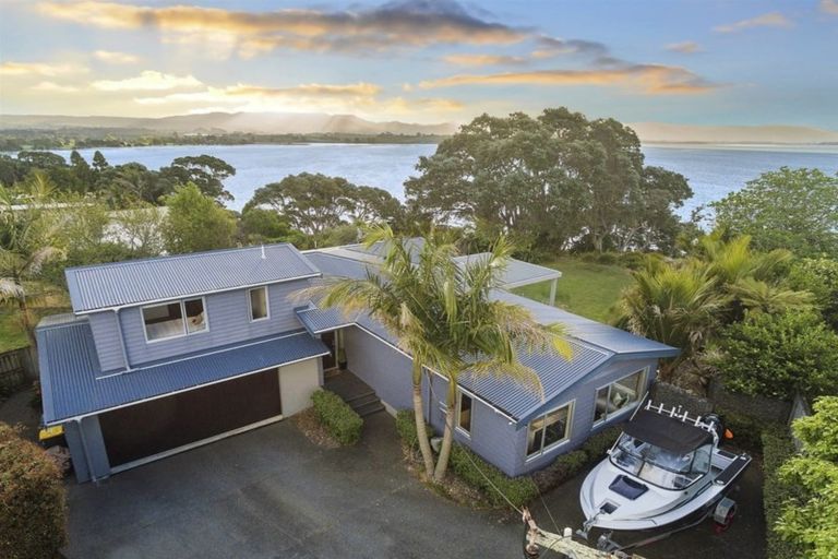 Photo of property in 21 Mcdonnell Street, Omokoroa, 3114