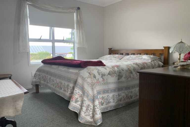 Photo of property in 1/52 Mount Herbert Road, Waipukurau, 4200