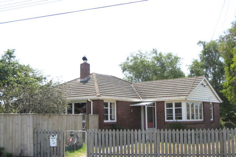 Photo of property in 2 Betty Place, Aranui, Christchurch, 8061