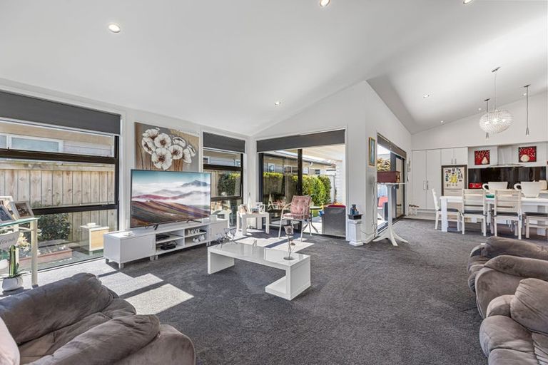 Photo of property in 79 Sandhurst Drive, Papamoa Beach, Papamoa, 3118