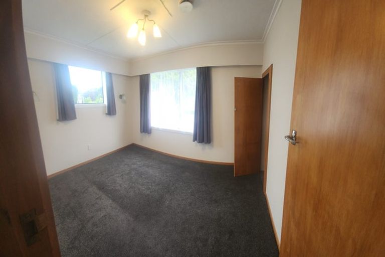 Photo of property in 12 Wye Street, Newfield, Invercargill, 9812