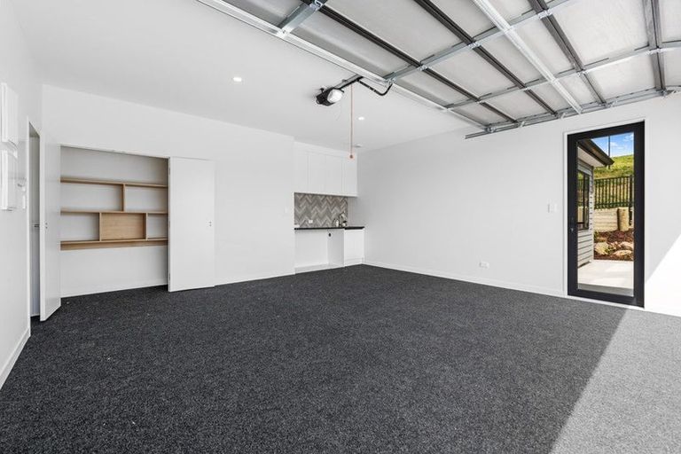 Photo of property in 27 Mahi Road, Helensville, 0800