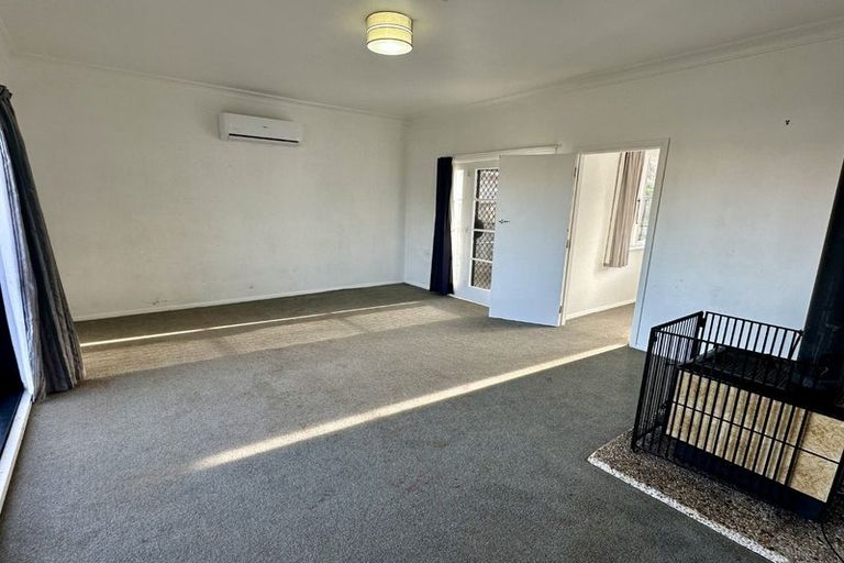 Photo of property in 14 Chester Street, Levin, 5510