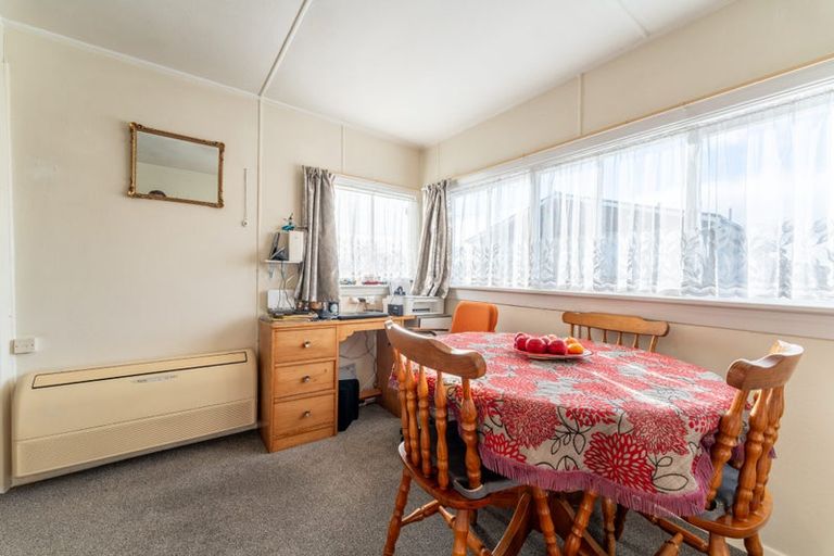 Photo of property in 20 Roseness Street, Palmerston, 9430