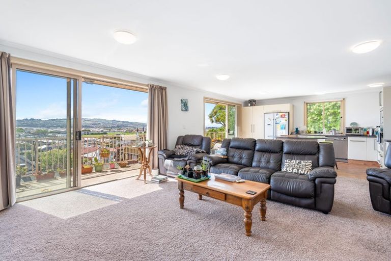 Photo of property in 69 Easther Crescent, Kew, Dunedin, 9012