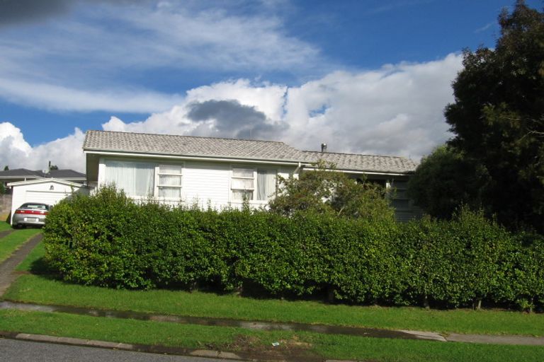 Photo of property in 1 Ervine Place, Bucklands Beach, Auckland, 2014
