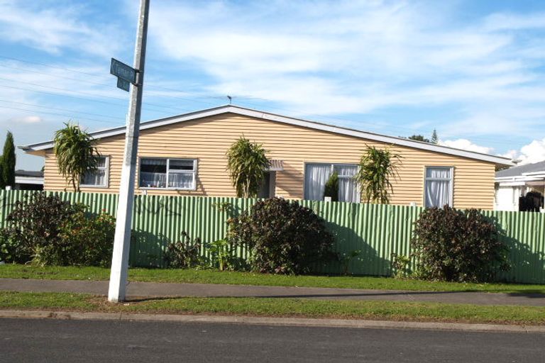 Photo of property in 29 Archboyd Avenue, Mangere East, Auckland, 2024