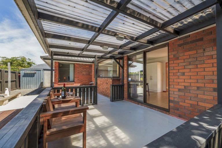 Photo of property in 1/17 Worthy Street, Ilam, Christchurch, 8041