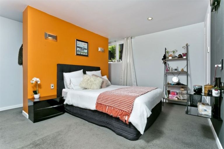 Photo of property in 2 Peter Terrace, Castor Bay, Auckland, 0620