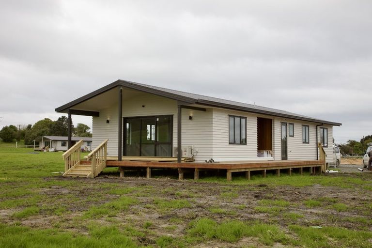 Photo of property in 20 Journeys End, Tapora, 0977