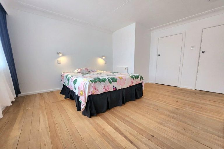 Photo of property in 16 Derwent Street, Oamaru North, Oamaru, 9400