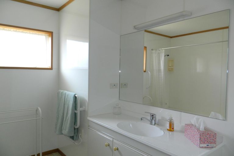 Photo of property in 18 Cannon Drive, Kerikeri, 0230