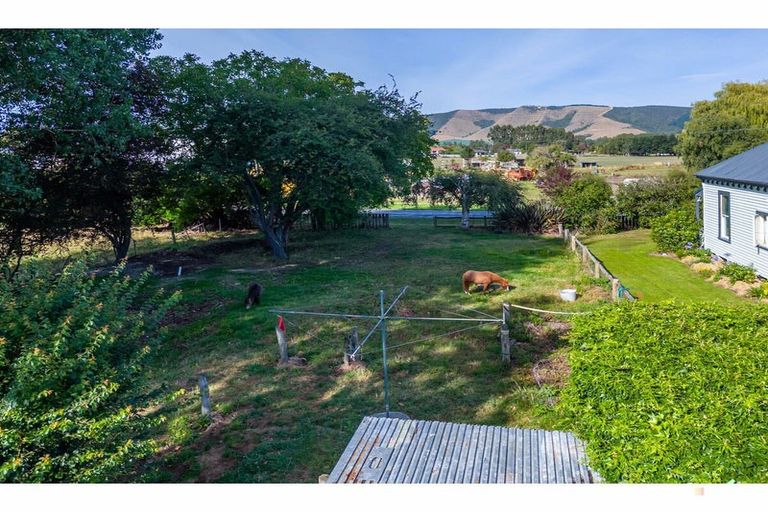 Photo of property in 70 Parsonage Road, Waimate, 7978