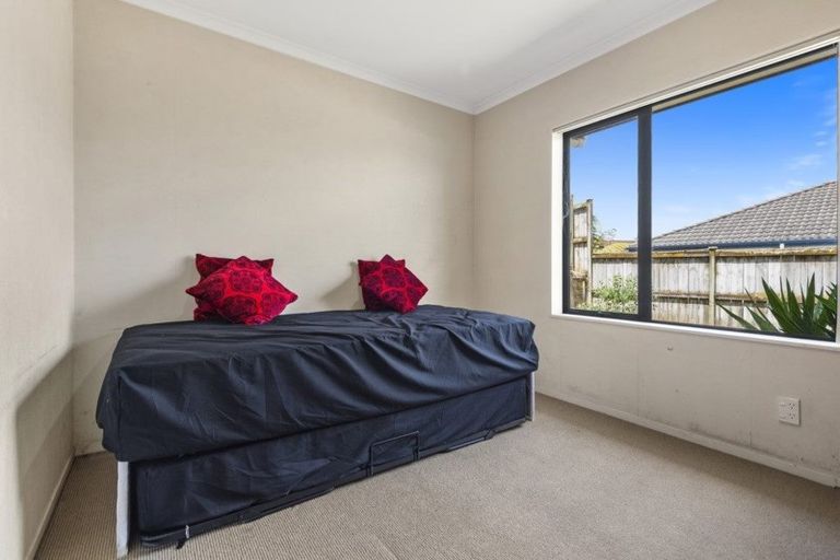 Photo of property in 47 Magic Way, Randwick Park, Auckland, 2105