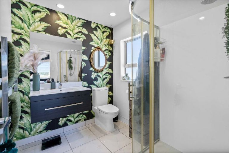 Photo of property in 39 Nautilus Drive, Gulf Harbour, Whangaparaoa, 0930