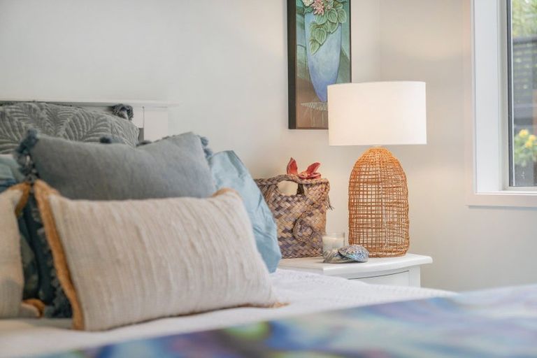 Photo of property in 56 Hahei Beach Road, Hahei, Whitianga, 3591