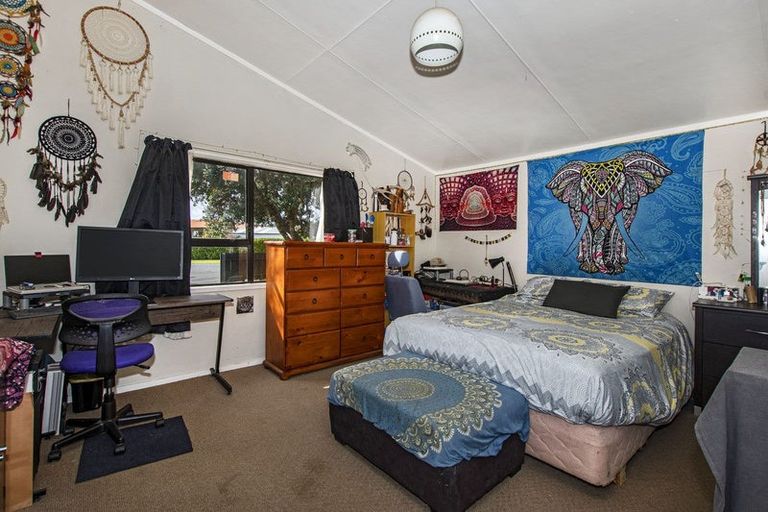 Photo of property in 1 Rerewai Place, Tikipunga, Whangarei, 0112