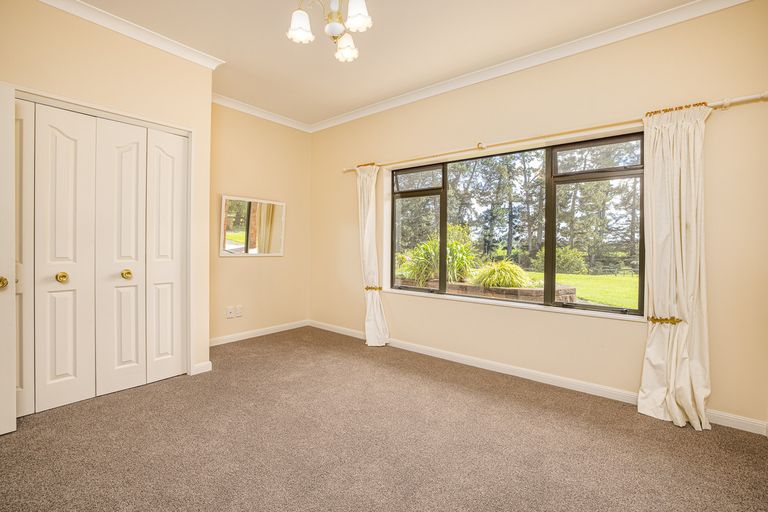 Photo of property in 858a Pirongia Road, Pirongia, Te Awamutu, 3876