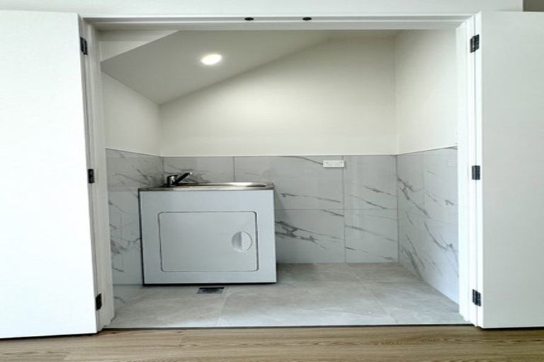 Photo of property in 33a Hillside Road, Papatoetoe, Auckland, 2025