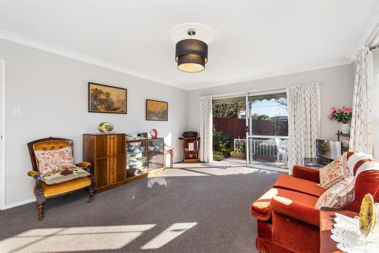 Photo of property in 5a Westgrove Avenue, Avonhead, Christchurch, 8042