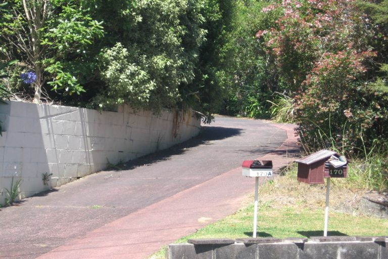 Photo of property in 2/170 Manuka Road, Bayview, Auckland, 0629